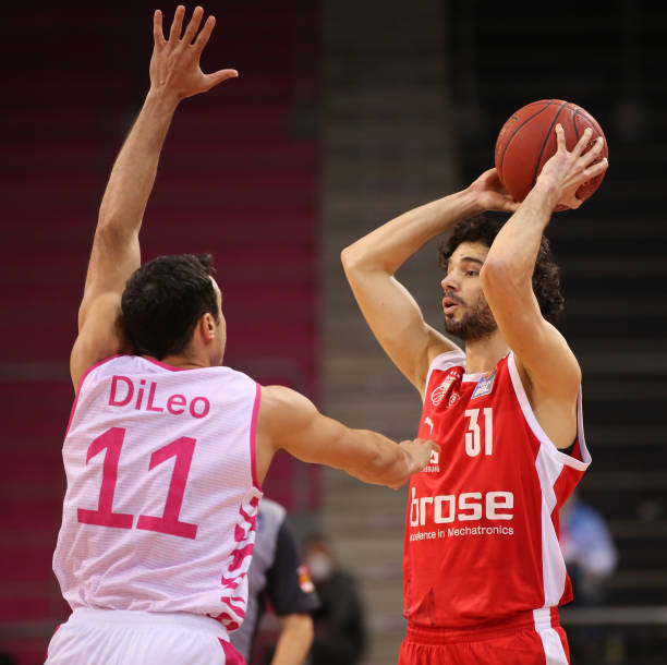 衣室内形成 衣室内形成